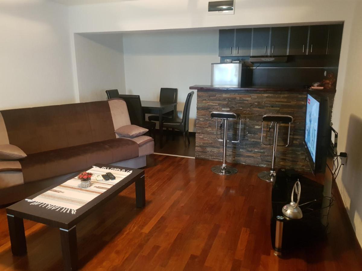 Bujic Apartment Петровац Экстерьер фото